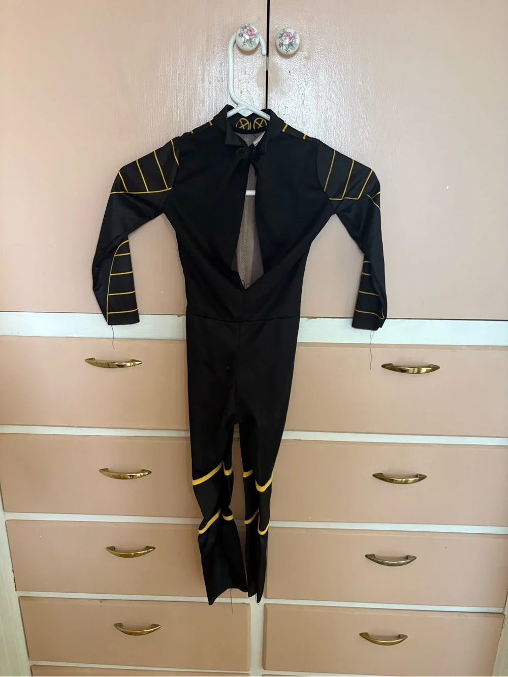 Marvel Black and Gold X-Men Style Hero Costume - Picture 4 of 7